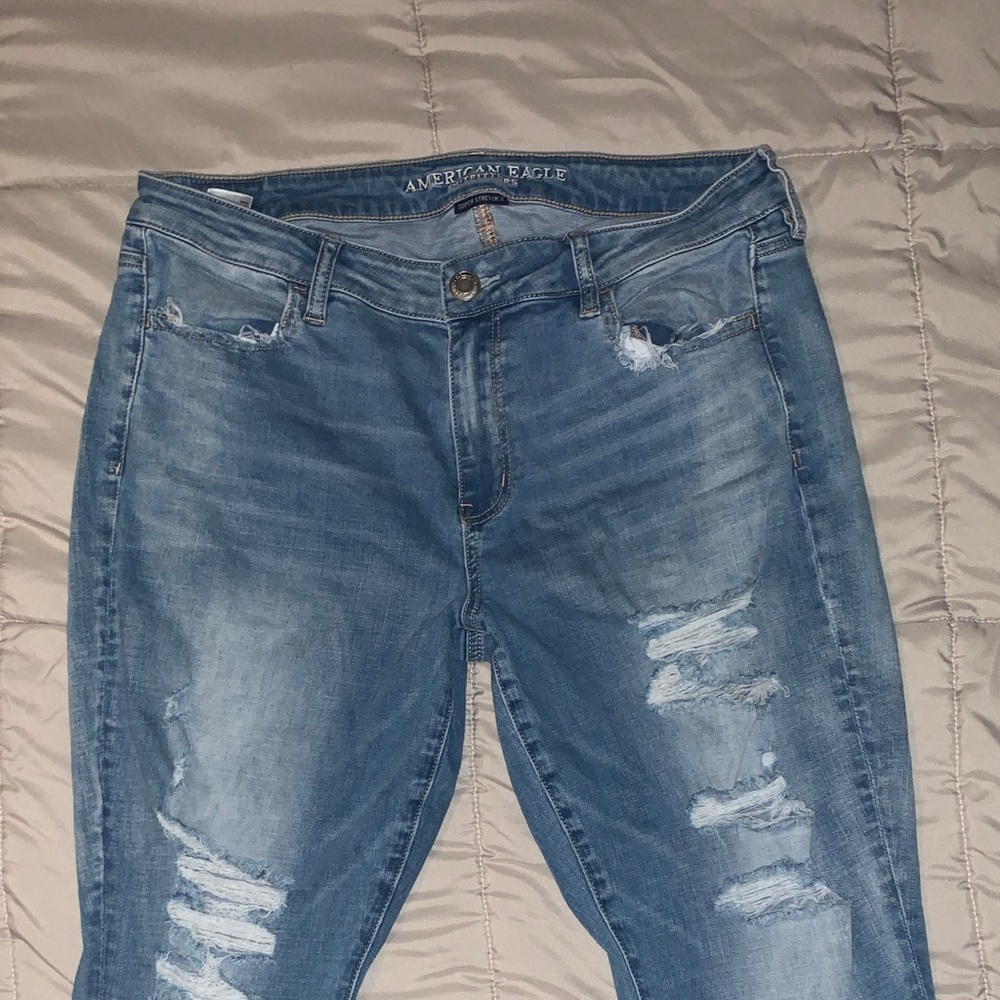 American Eagle Outfitters Women's Light Blue Ripped jegging Jeans